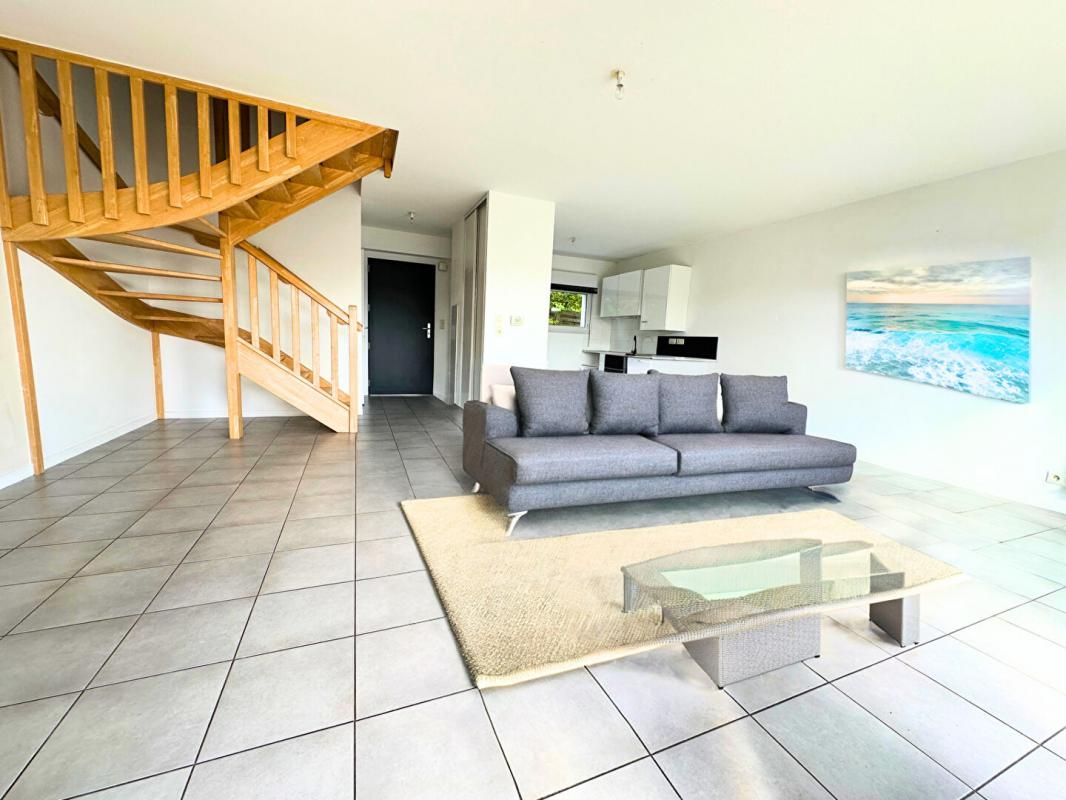 SAINTE-LUCE-SUR-LOIRE Maison Sainte Luce Sur Loire 5 pièce(s) 81 m2 2