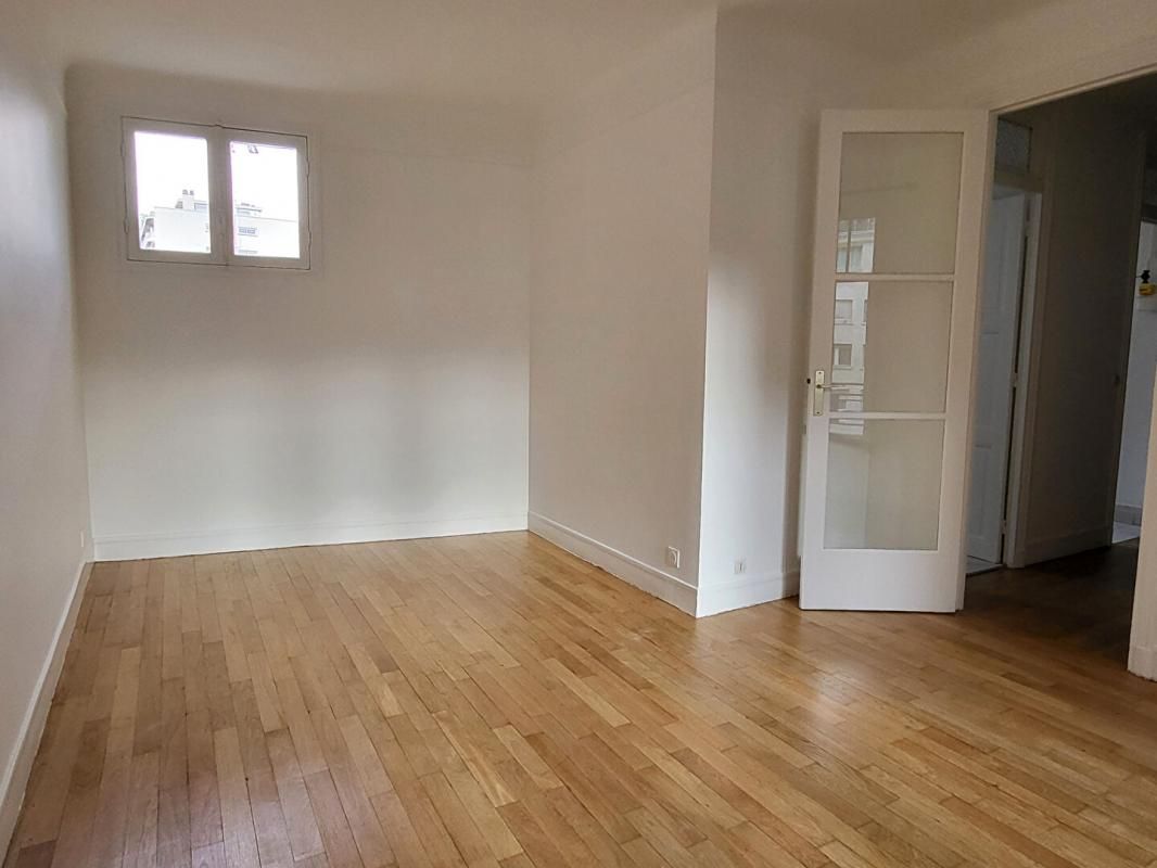 PARIS-16E-ARRONDISSEMENT Appartement Paris 1 pièce(s) 32 m2 3
