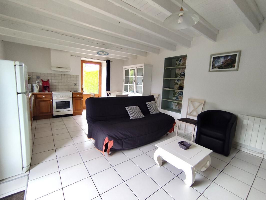 LANVALLAY Lanvallay : Ensemble immobilier de 3 gites 4