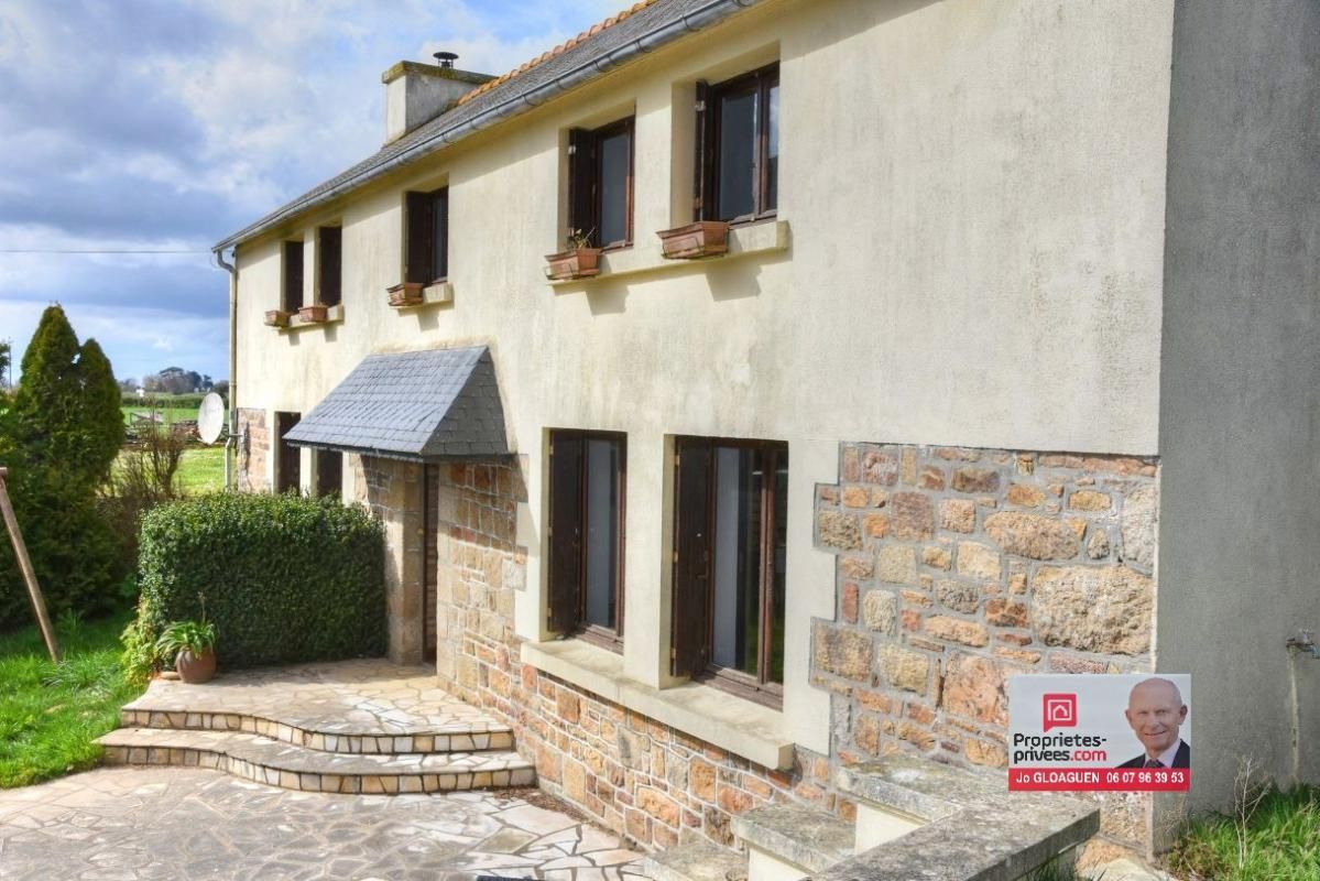 Maison 5 chambres ,155 m2, à Penvenan