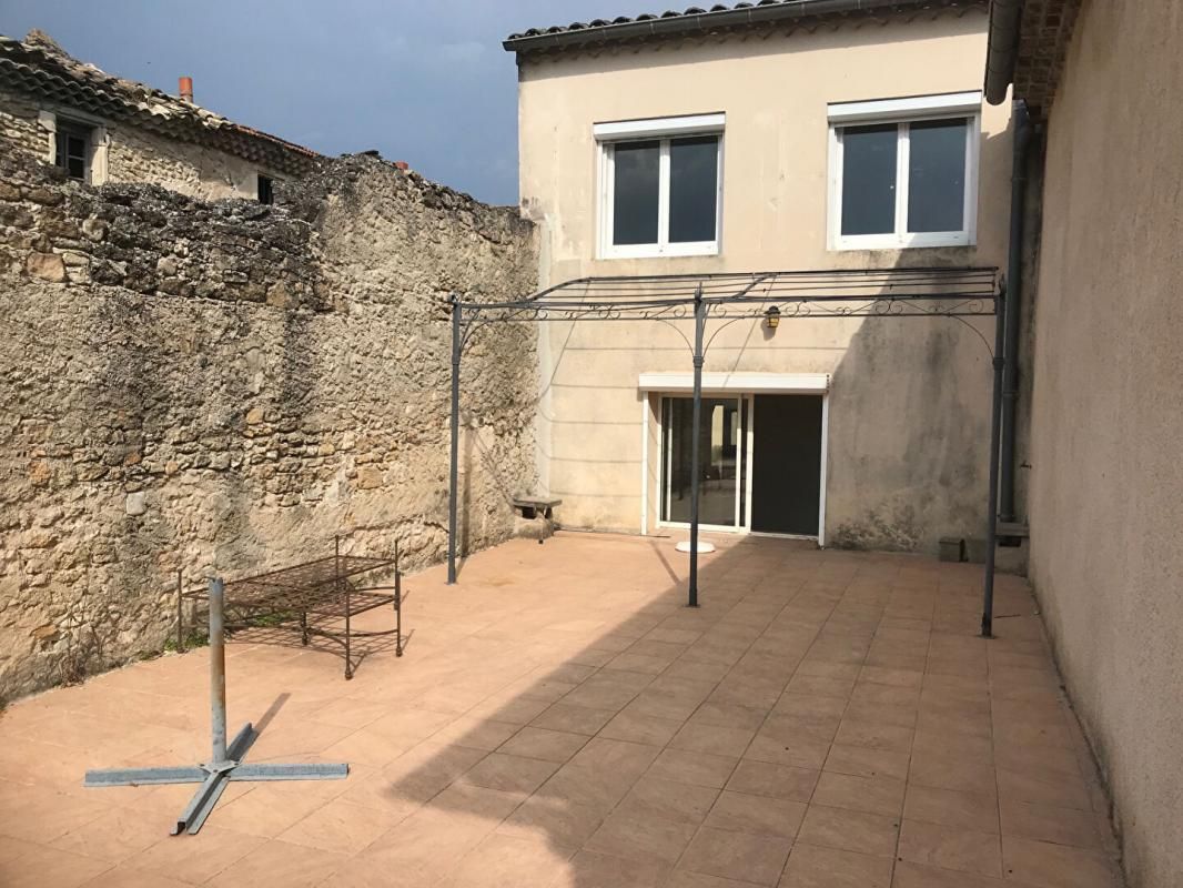 RICHERENCHES Maison de village 3