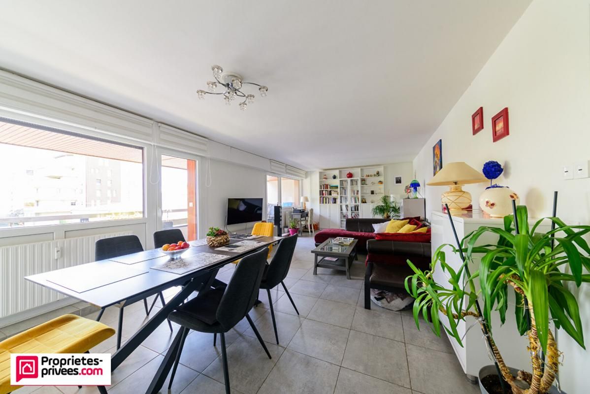 LONGEVILLE-LES-METZ Appartement Longeville -Les-Metz 4 pièces 97 m2 avec garage 2 voitures 2