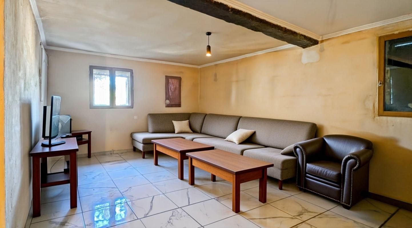 SAINT-CHAMAS Maison Saint-Chamas 7 pièces 170 m2 2