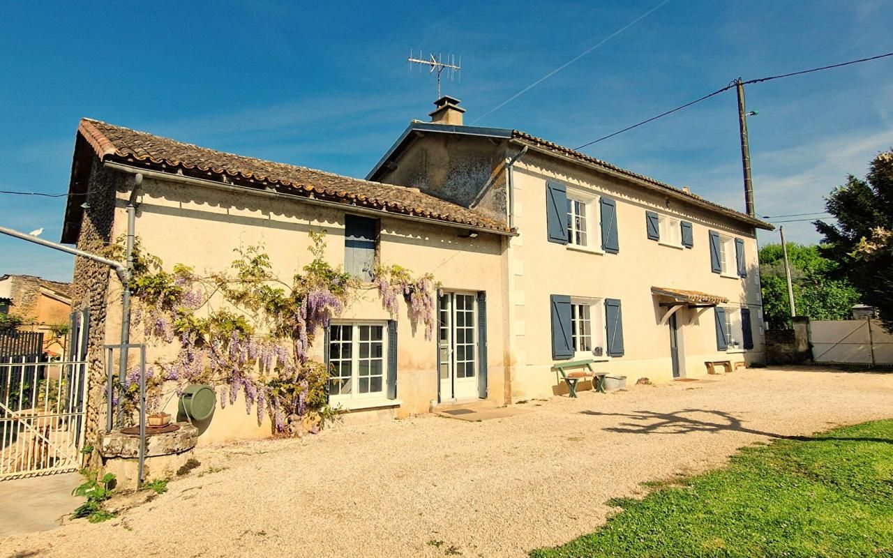 VIVONNE Maison Vivonne 7 pièce(s) 180 m2 2