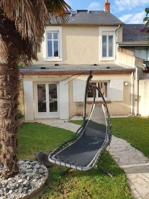 CHATEAUROUX Maison de ville 5 pièce(s) 130 m2 + piscine et garage 3