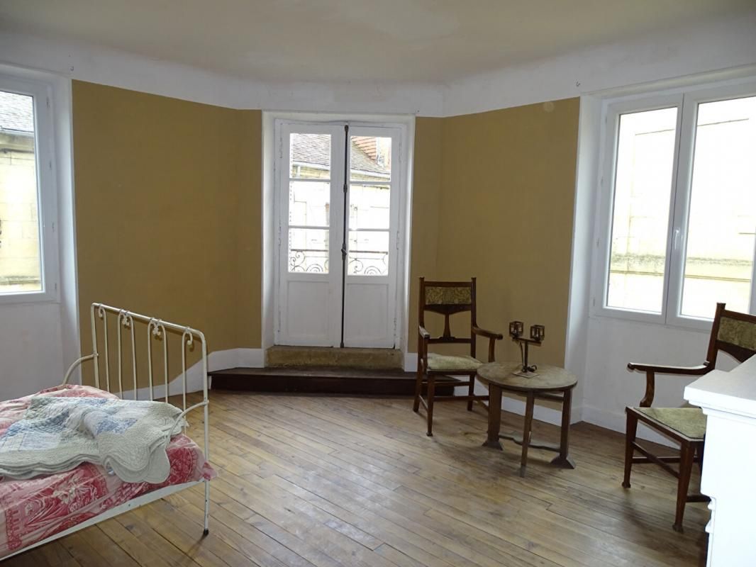 MONTIGNAC Immeuble Montignac Lascaux 13 pièce(s) 381m2 3