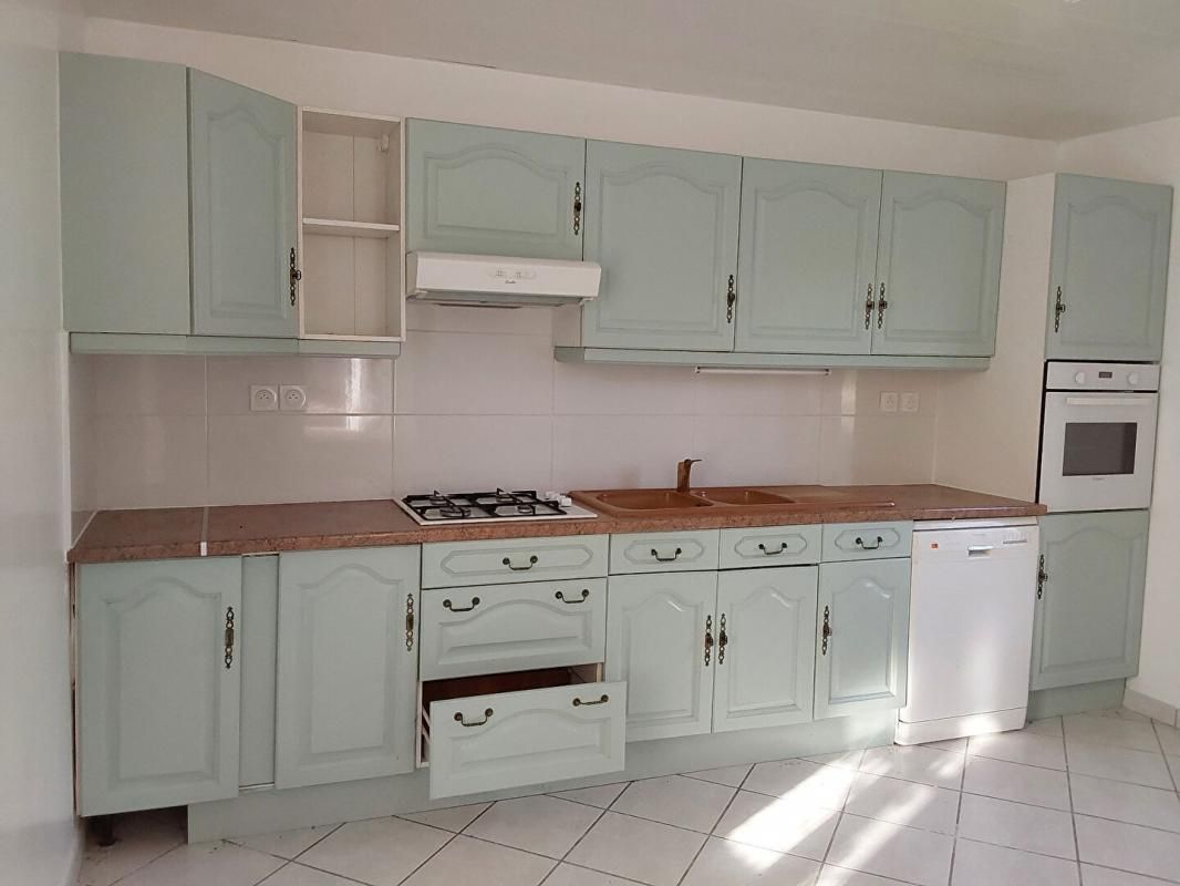 CARHAIX-PLOUGUER Maison Carhaix Plouguer 4 pièce(s) 85 m2 4