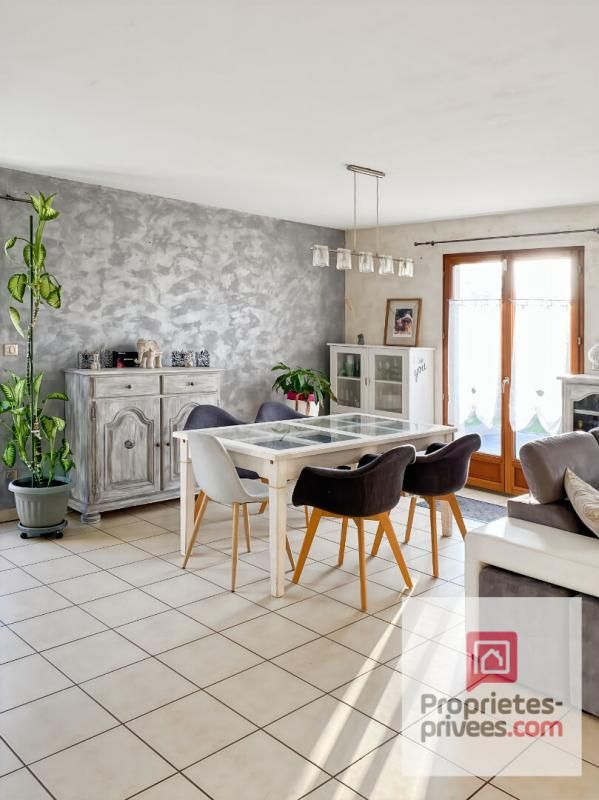 POUILLY-EN-AUXOIS Maison Vandenesse En Auxois 6 pièce(s) 137 m2 2