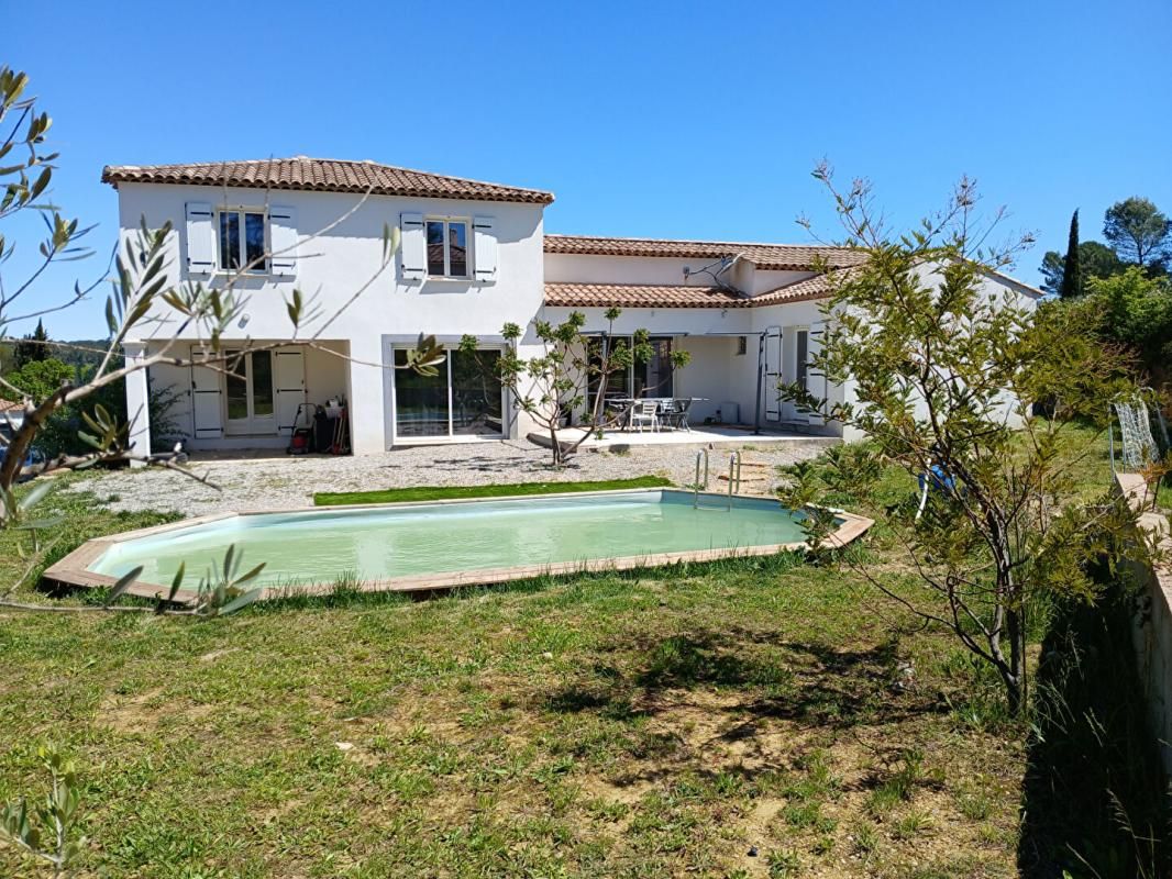 Villa 6 pièces 150 m2 avec piscine - LE VAL