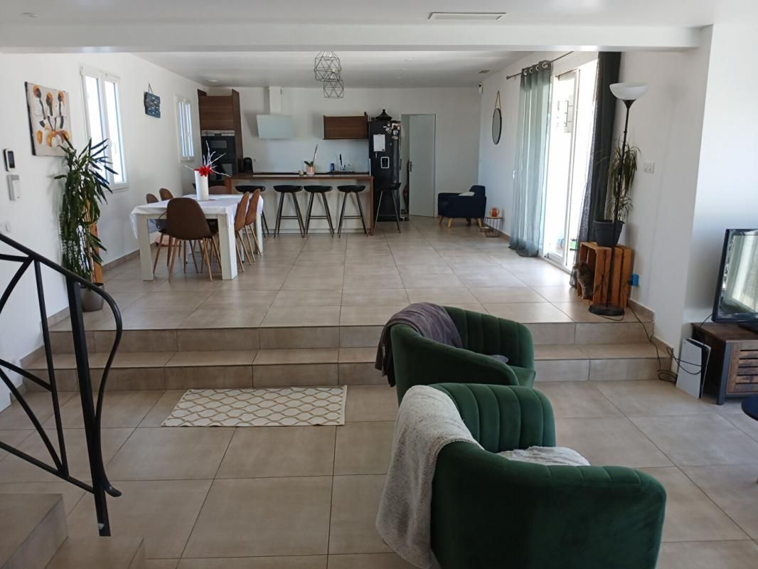 LE VAL Villa 6 pièces 150 m2 avec piscine - LE VAL 4