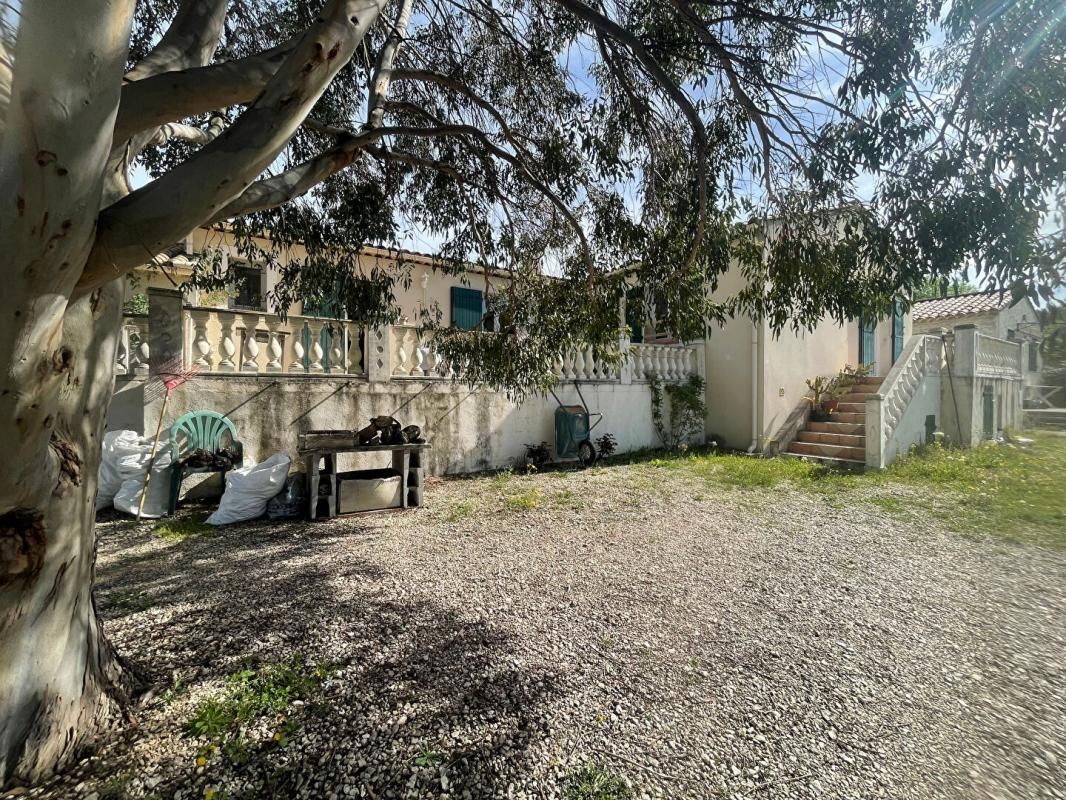 SAINT-SATURNIN-LES-APT Exclusivité, Saint Saturnin Les Apt villa 6 pièces 2