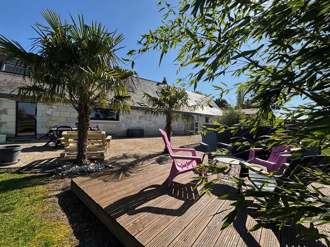 LES ROSIERS-SUR-LOIRE Longère Les Rosiers sur Loire Loire 12 pièce(s) 300 m2 3
