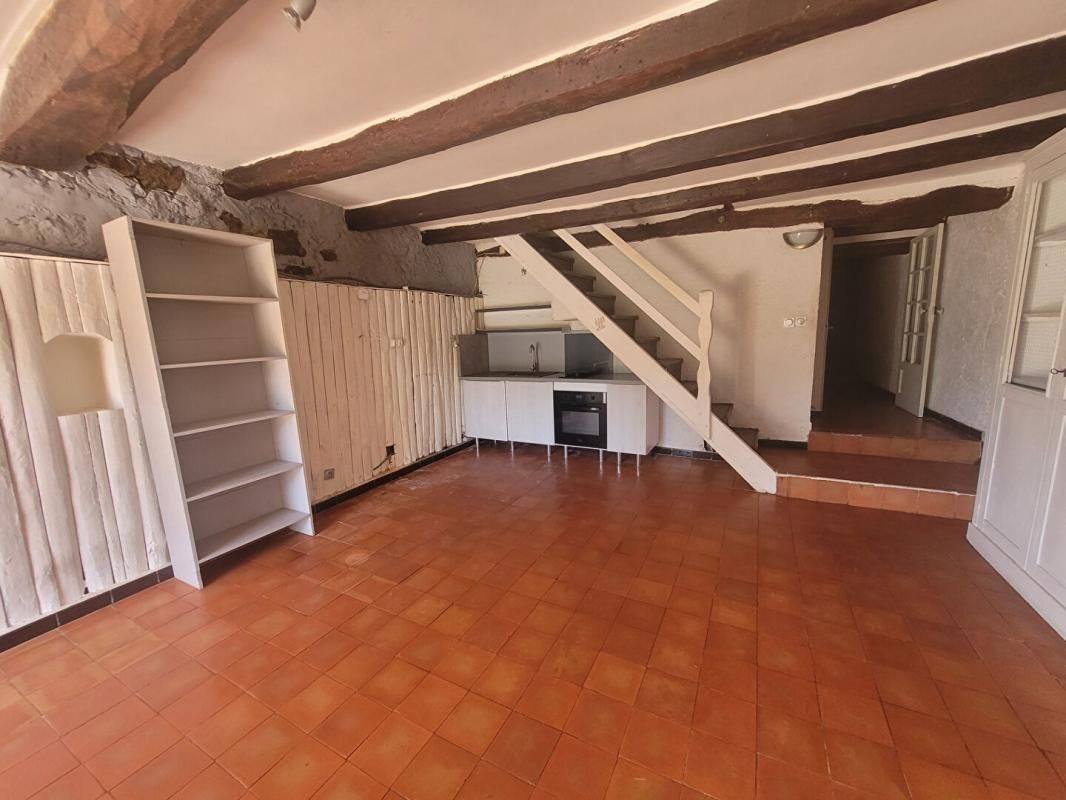 VINS-SUR-CARAMY VINS SUR CARAMY - Maison de village de 128,74m² avec terrasse et jardin 2