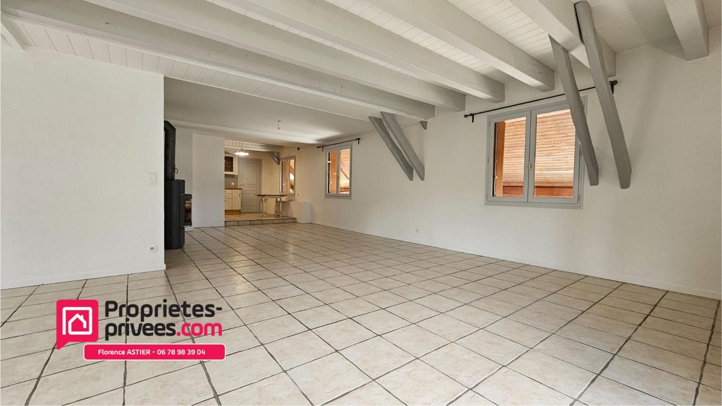 CHAVANOD CHAVANOD : Maison /appartement atypique, rénové - Très bien exposé - terrain 200 m2 3