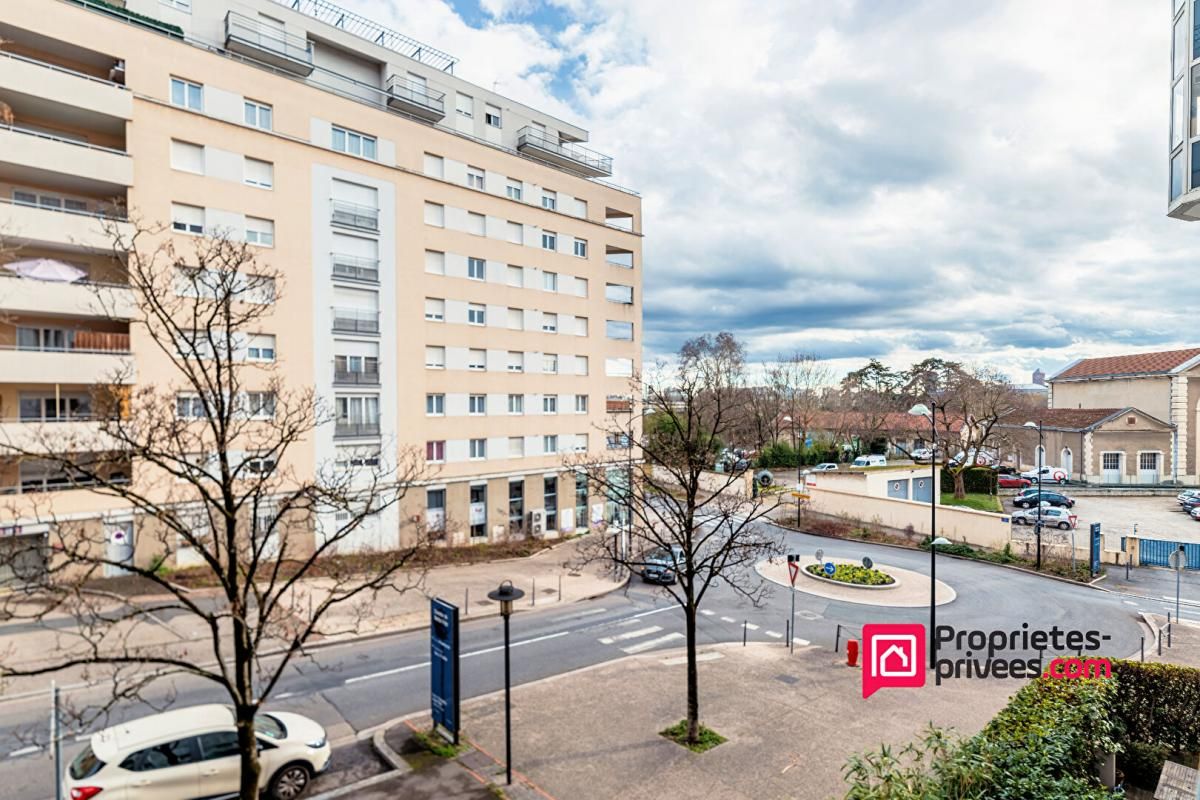 CALUIRE-ET-CUIRE Appartement Caluire Et Cuire 3 pièce(s) 73 m2 2