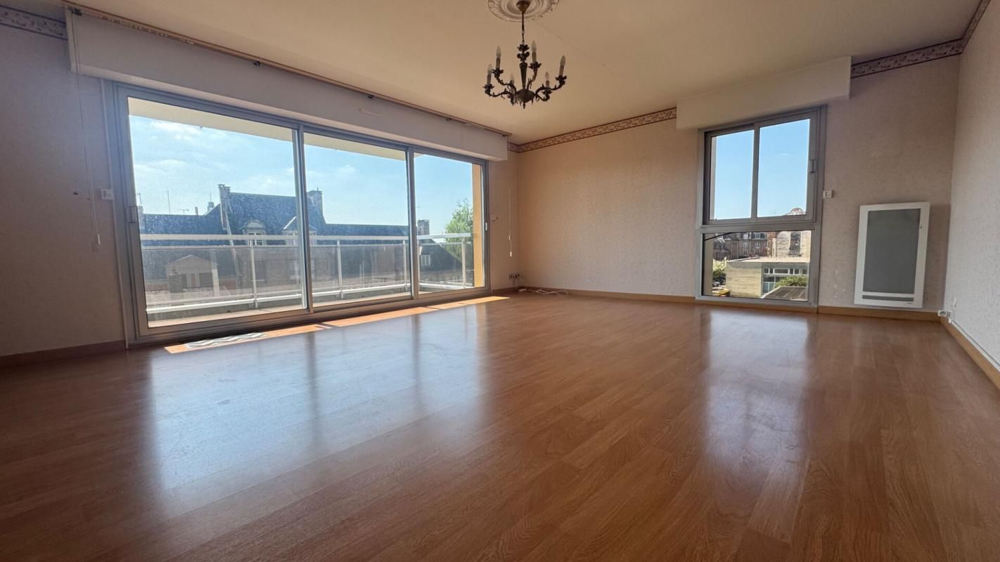 ABBEVILLE Appartement Abbeville 4 pièce(s) 95 m2 rare sur le marché 3