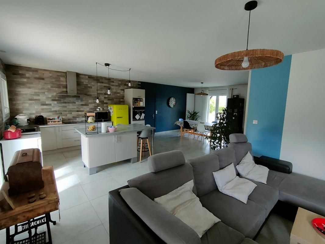 TREIZE-VENTS Maison secteur St Laurent sur Sèvre 6 pièces 154 m2 4