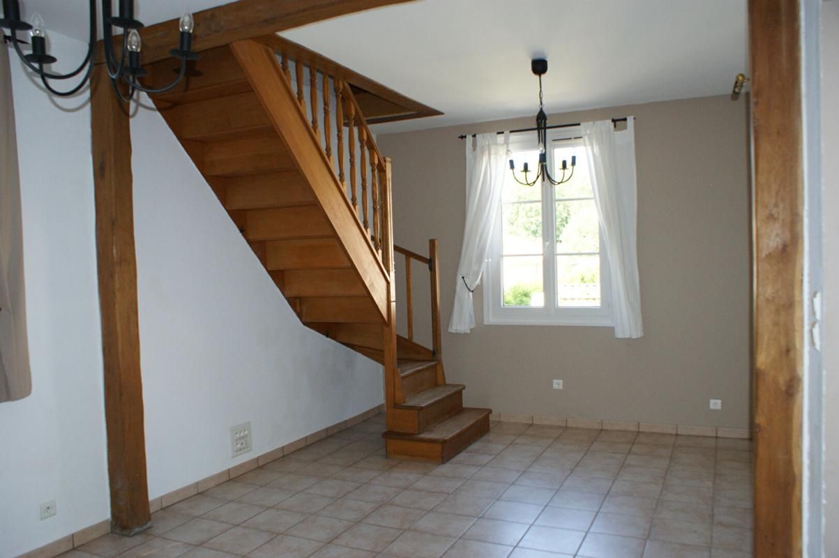 CANAPLES Maison Canaples 3 pièce(s) 55 m2 2