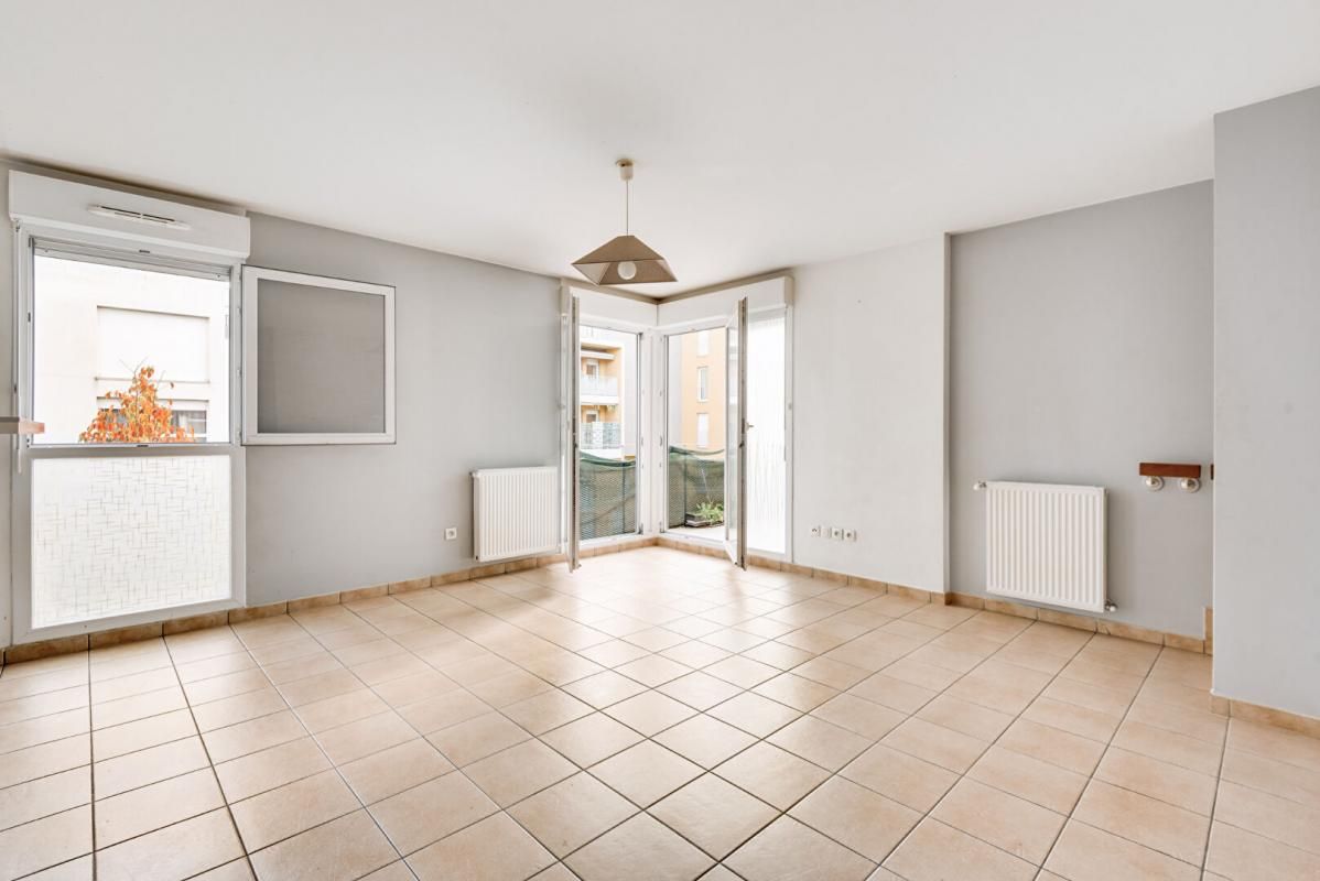 Duplex lumineux avec balcon et terrasse ? 4 pièces de 83 m²