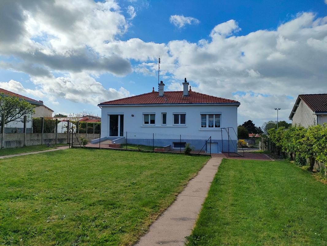 LA VERRIE Maison La Verrie 5 pièces 80 m2 2