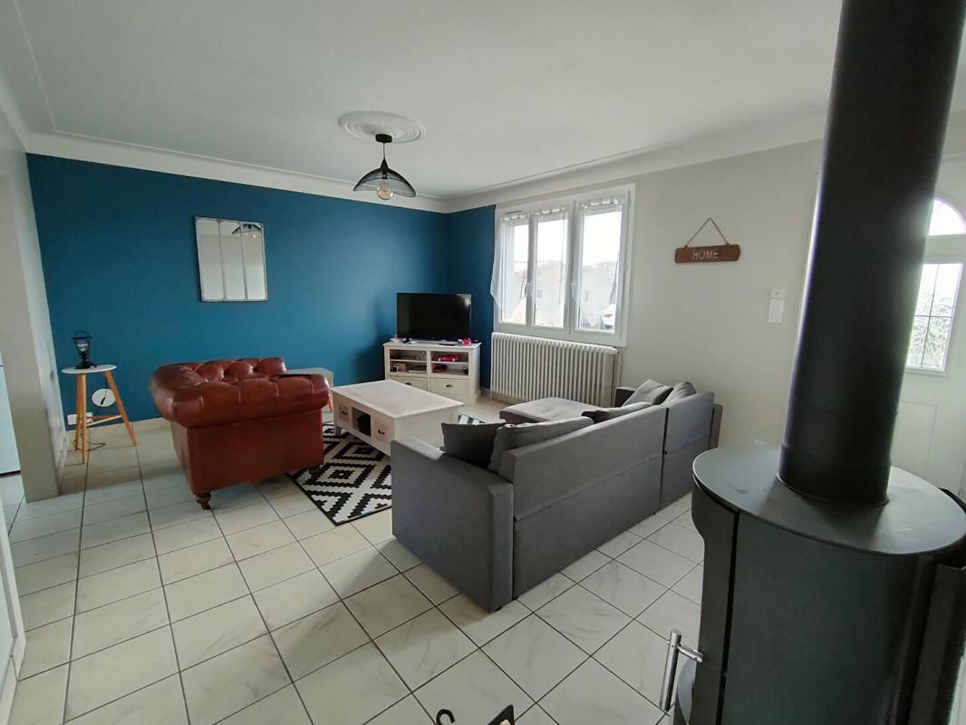LA VERRIE Maison La Verrie 5 pièces 80 m2 3