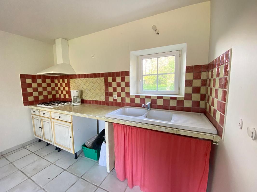 SAINT-BENIN-D'AZY Maison Saint Benin D Azy 4 pièce(s) 100 m2 4
