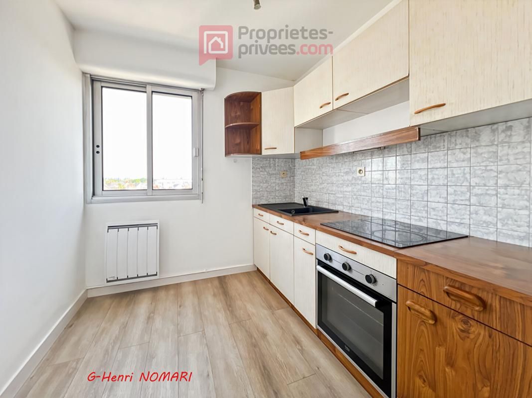 CHATEAUBRIANT Appartement Chateaubriant 3 pièce(s) 76 m2, au 3ème étage avec ascenseur 3