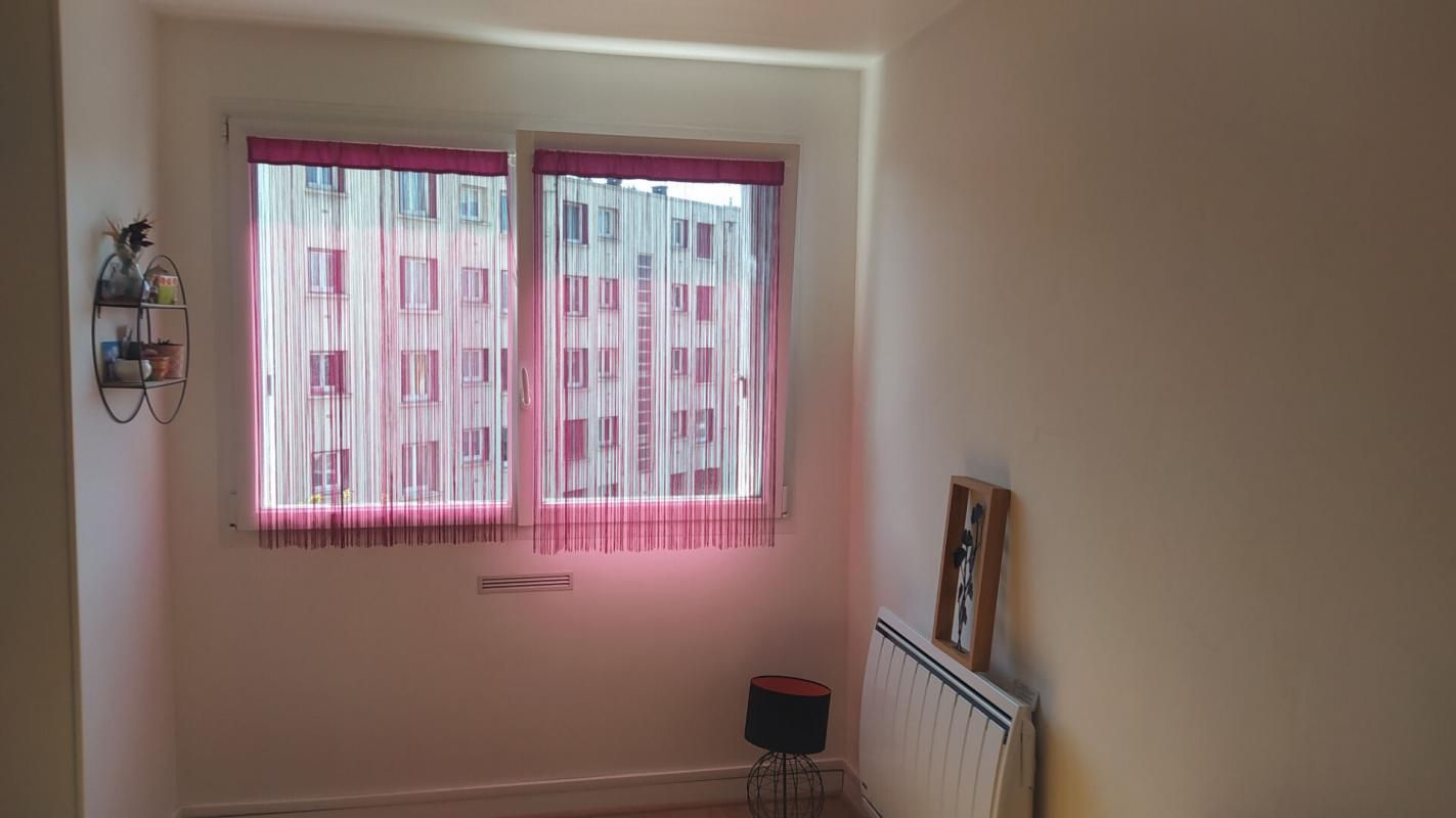 Appartement Nanterre 1 pièce(s) 26 m2