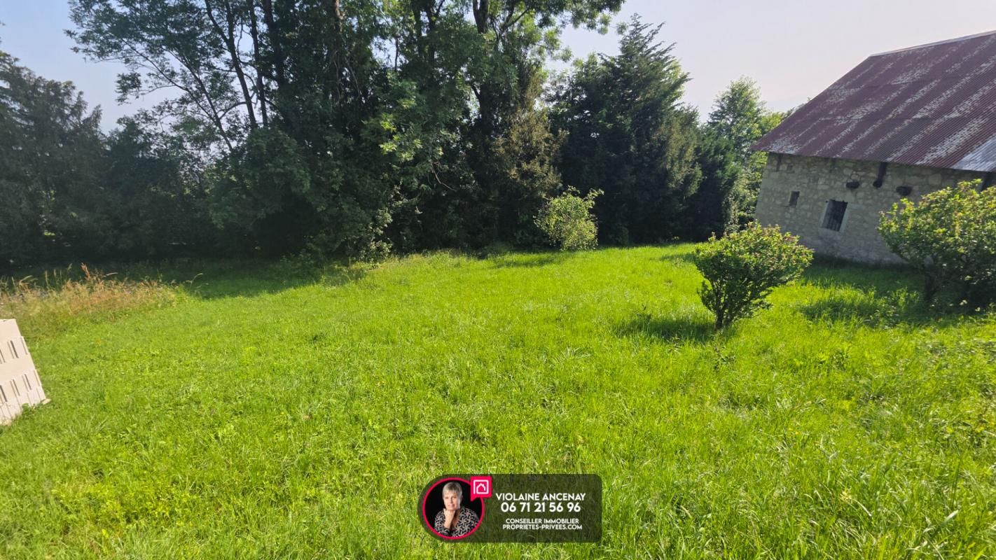 MONTAGNOLE Maison Montagnole, 82 m2 + grange 4