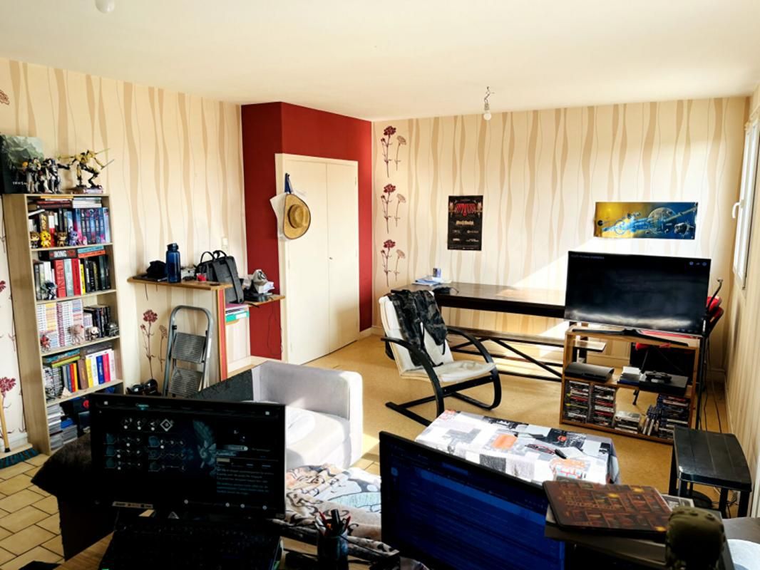 TROYES Appartement Troyes Grand T2 56 m2 vendu loué 2