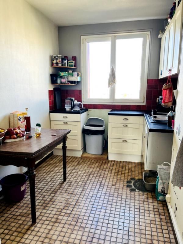 TROYES Appartement Troyes Grand T2 56 m2 vendu loué 3