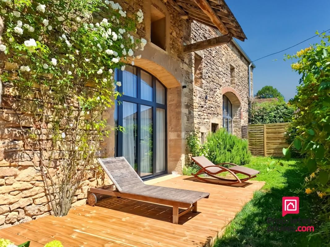 VAULT-DE-LUGNY Maison Vault De Lugny 9 pièce(s) 240 m2 2