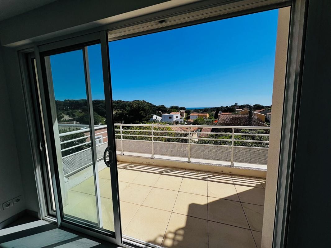 MARTIGUES Appartement La Couronne 2 pièce(s) 54 m2 avec vue mer 2