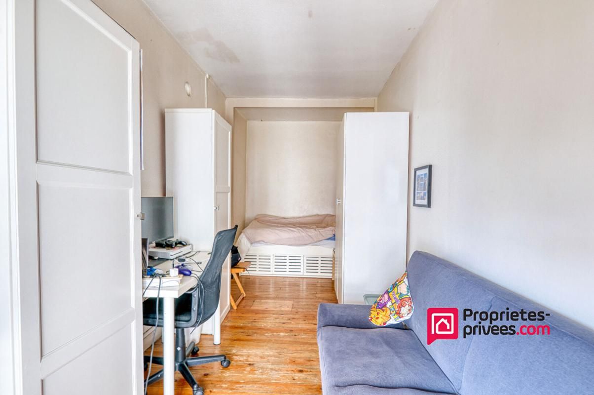 LYON-3E-ARRONDISSEMENT Lyon (69003), Appartement T1 Bis avec alcôve, 29m² , Dernier étage 4