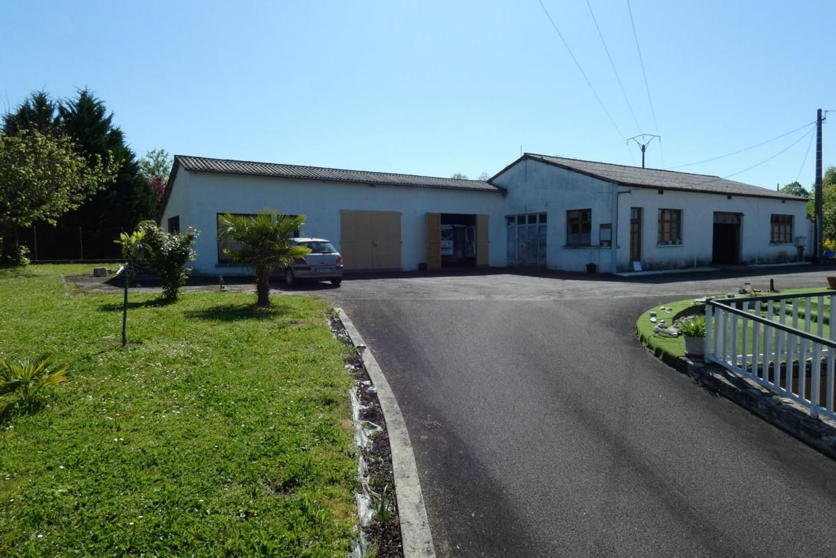 PUY-L'EVEQUE A vendre Puy-l'Évêque : maison 170 m² + logement indépendant + dépendances 3