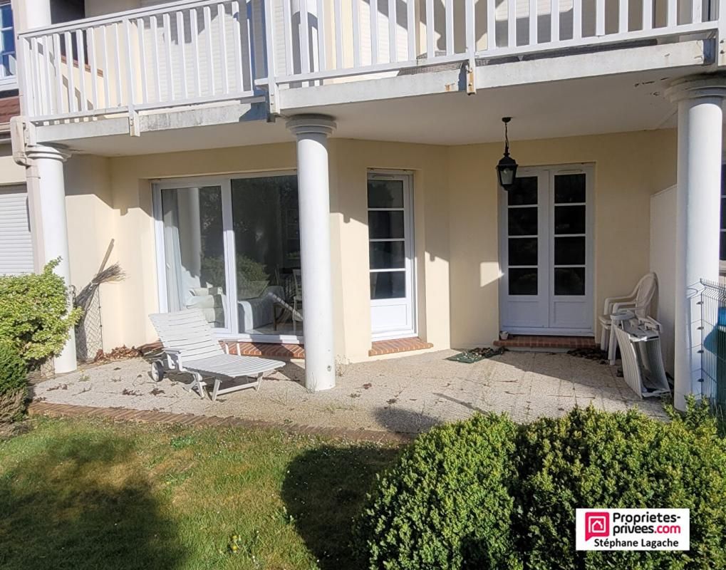 LE TOUQUET-PARIS-PLAGE Appartement Le Touquet Paris Plage 2 pièce(s) 48 ,79m2 avec jardin et parking privé 2