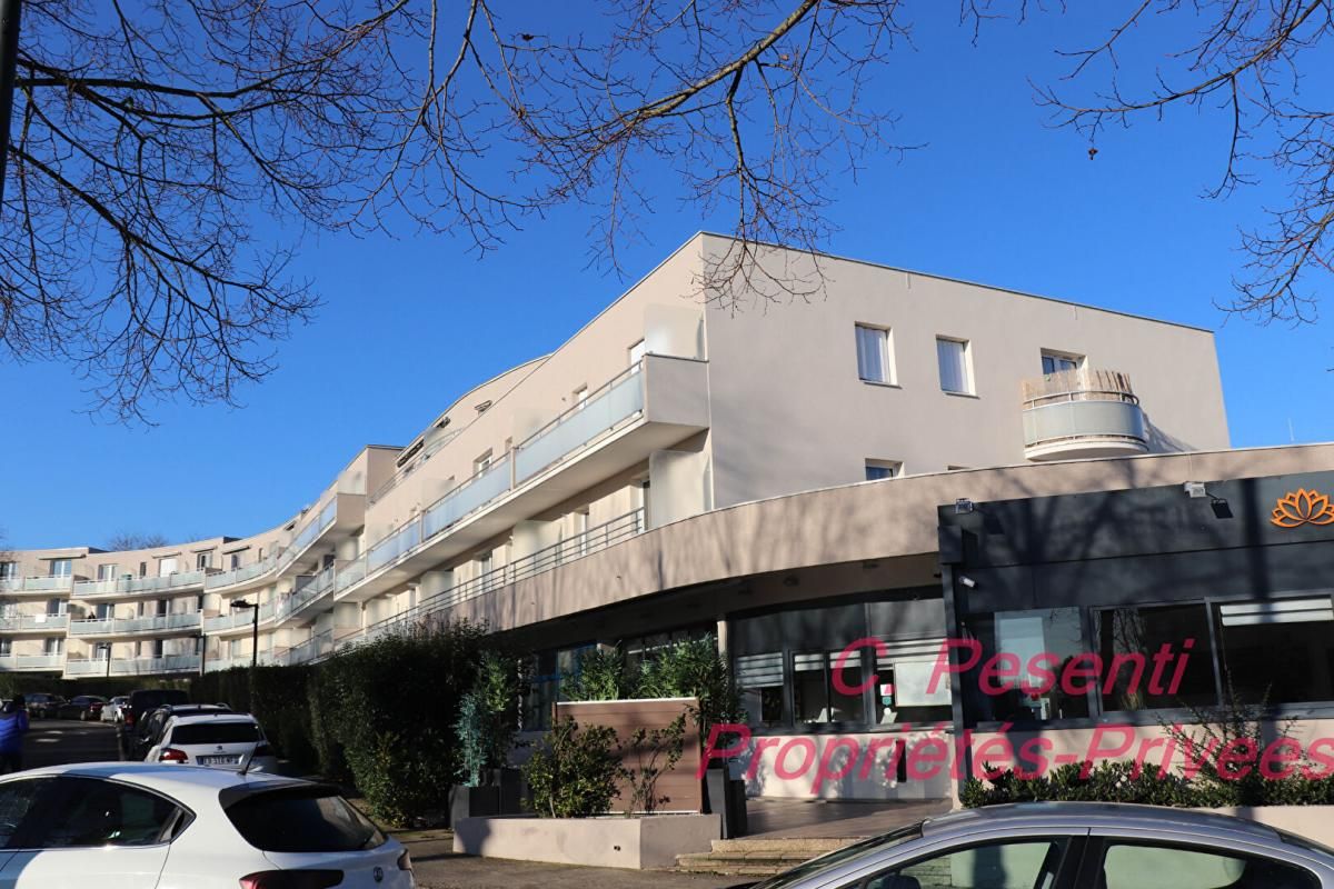 Appartement Saint Thibault Des Vignes 3 pièce(s) 63 m2