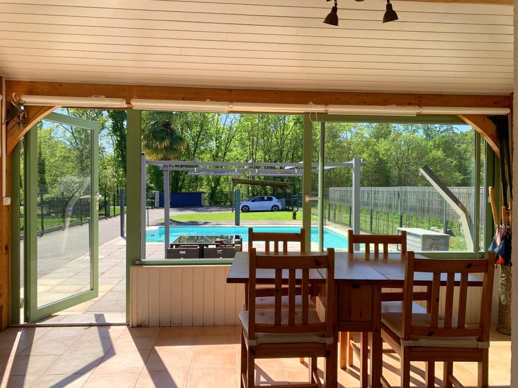 LUZECH Maison plain-pied 60 m² avec piscine et véranda en bordure du Lot 3