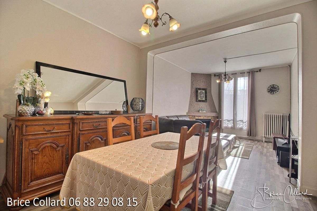 NOGENT-SUR-OISE 60180 NOGENT SUR OISE Maison de ville 4-5 chambres cour parking 3