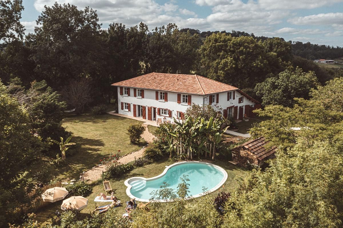 BIDACHE maison ancienne rénovée 425 m2