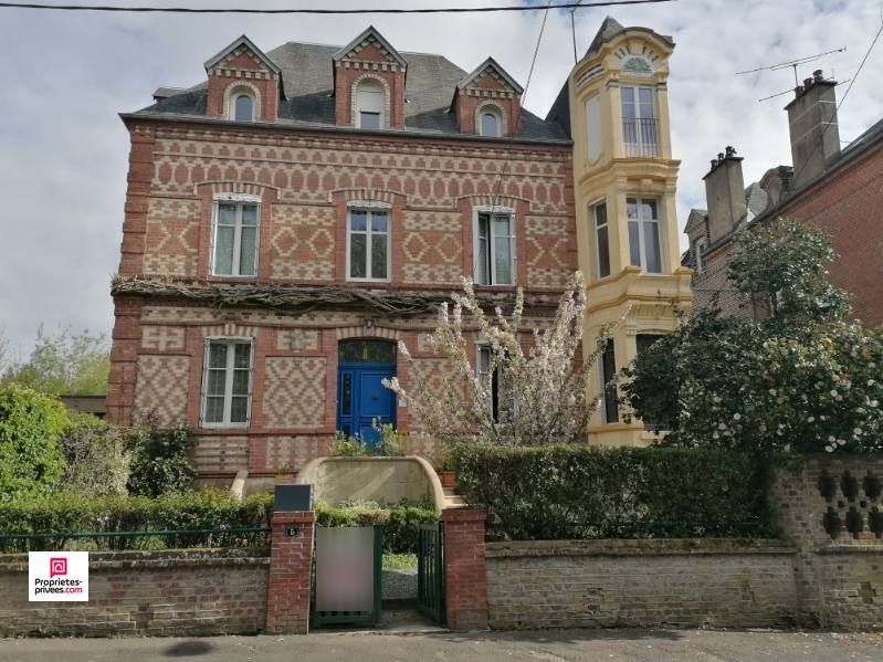 LA FERTE-MACE 61600 LA FERTE MACE, MAISON DE MAITRE , 5 chambres, 220 m2 environ, prix  239 180, honoraires 3,99% à la charge de l'acquéreur, soit 230 000 hors honoraires 2
