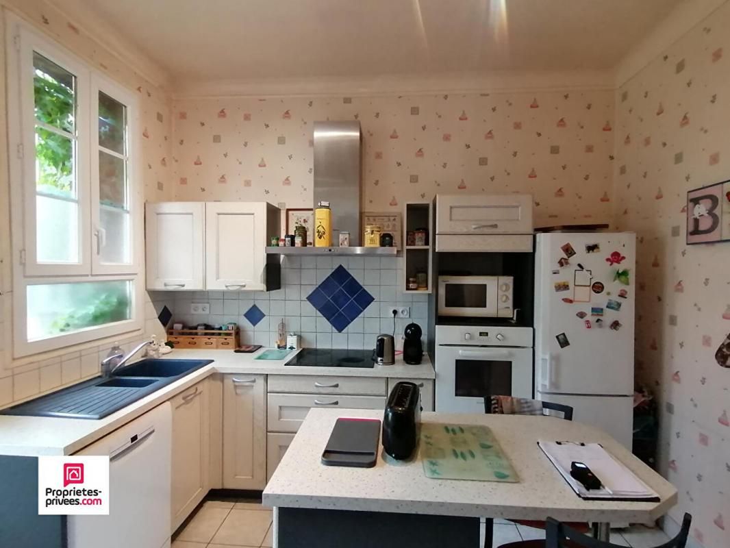 LA FERTE-MACE 61600 LA FERTE MACE, MAISON DE MAITRE , 5 chambres, 220 m2 environ, prix  239 180, honoraires 3,99% à la charge de l'acquéreur, soit 230 000 hors honoraires 3