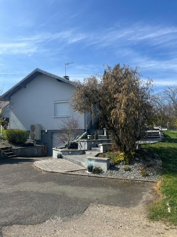 THULAY Maison 5 Pièces 3 Chambres, piscine extérieure 3
