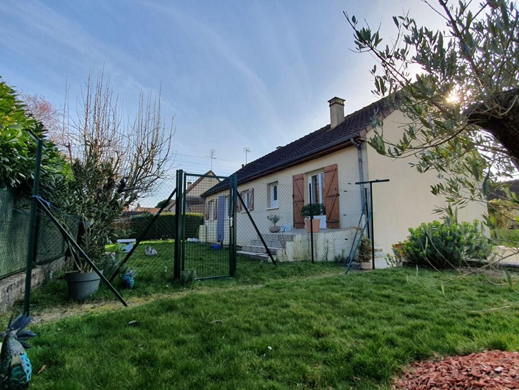LE POINCONNET Pavillon sur sous sol de 110 m2, 4 chambres 3