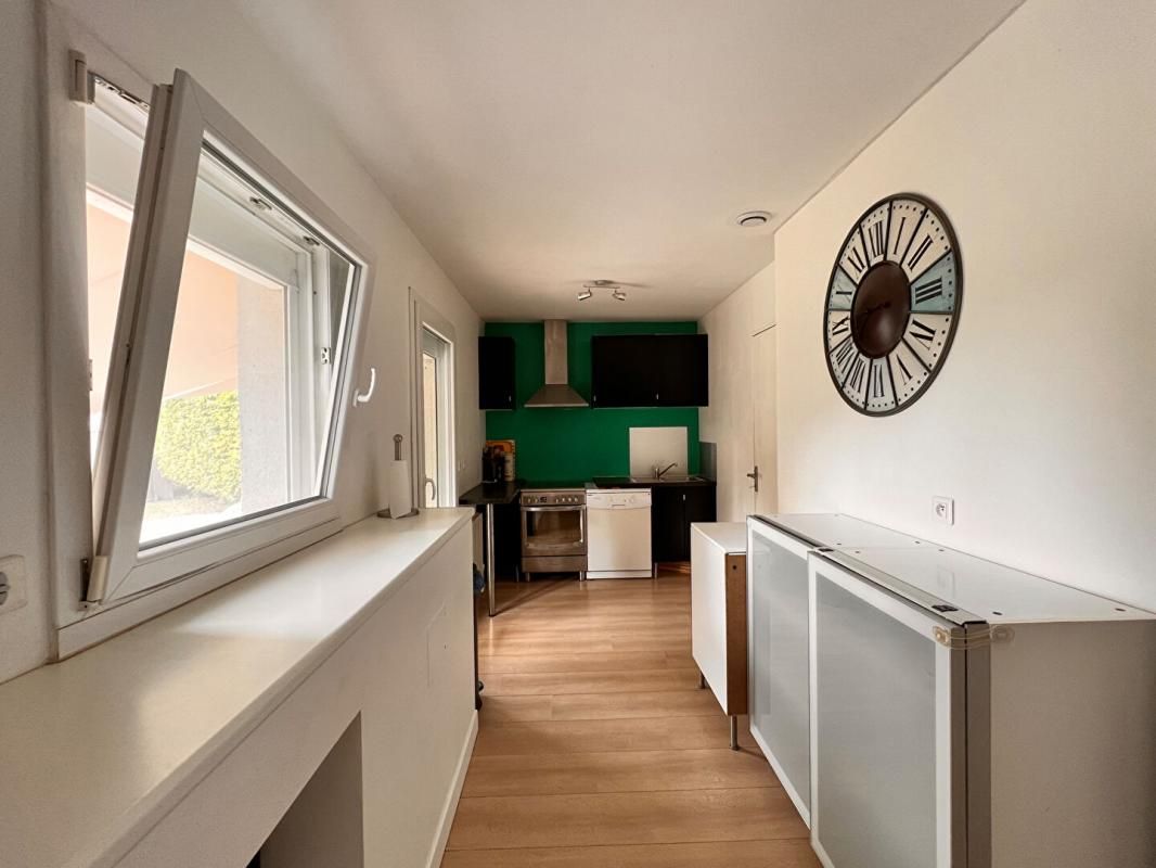 FLEURY-MEROGIS Maison Fleury Merogis 5 pièces avec un jardin de 509 m2 3