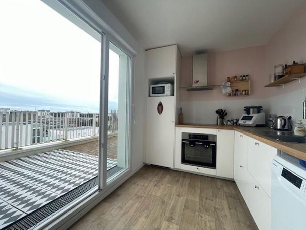 SAINT-NAZAIRE Appt  de 2022  avec roof top - 3 chambres - 1 buanderie - 2 stationnements 3