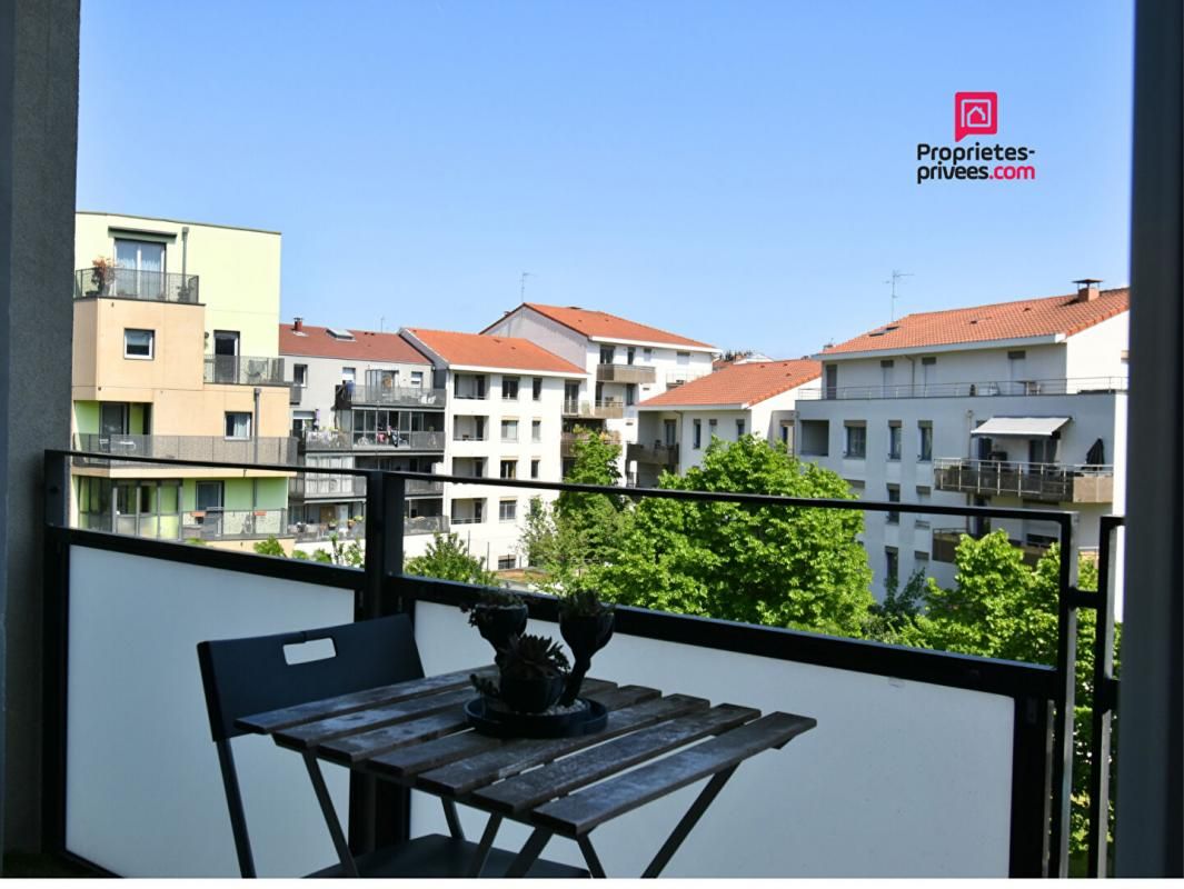 LYON-9E-ARRONDISSEMENT Charmant T2 récent avec balcon et garage ? Lyon 9ème 4