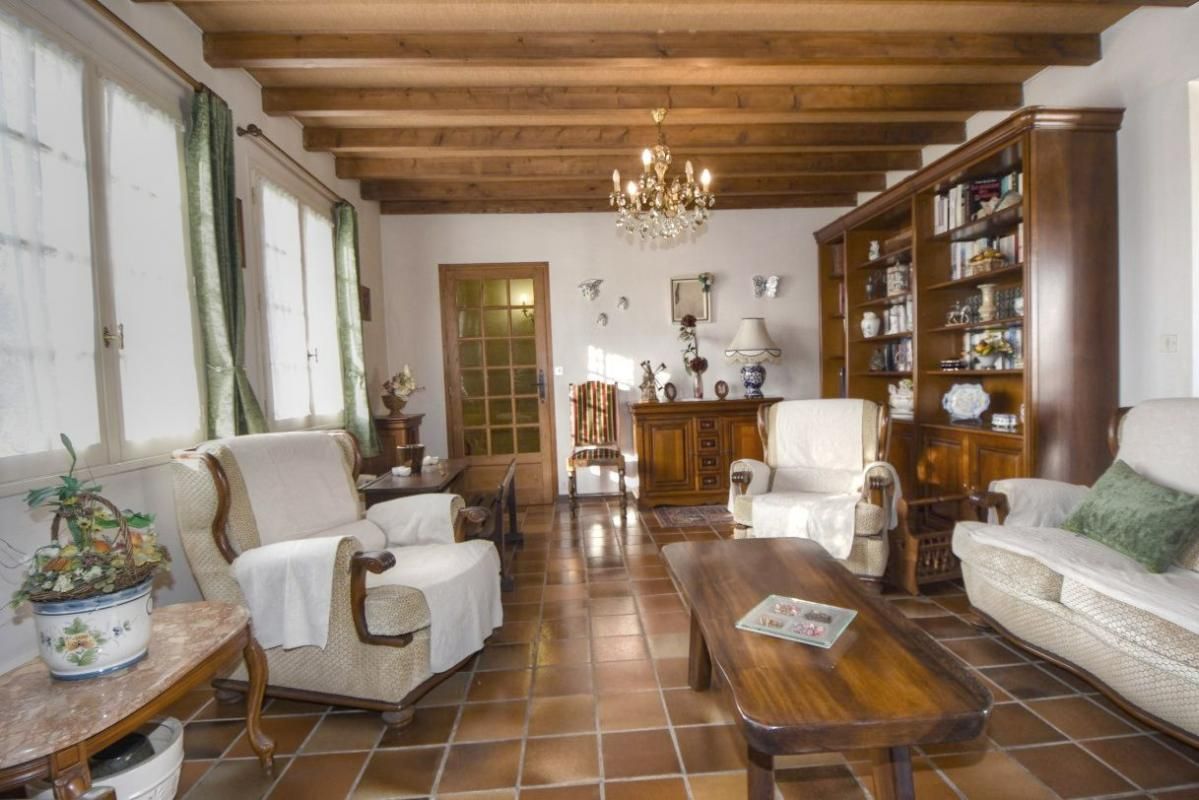 PENVENAN Maison de 166 m2, 5 chambres, proche des commerces et de la mer 4