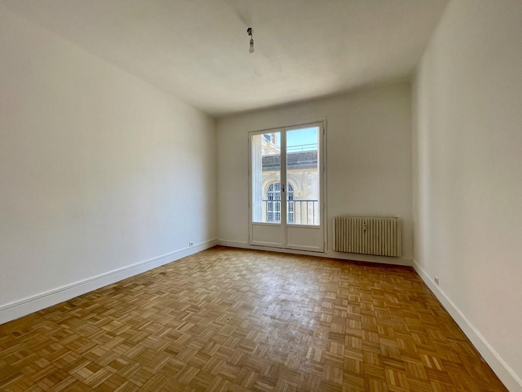 QUIMPER Appartement T3 lumineux et spacieux de presque 90 m2 - Centre-Ville Quimper 4