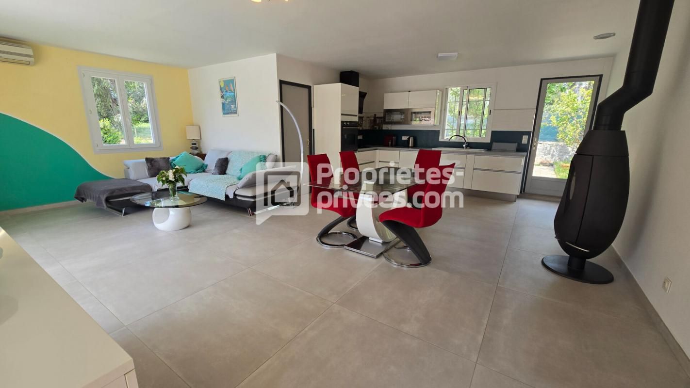 HYERES Maison 81 m² de Plain pied - Etat neuf - Hyères 4